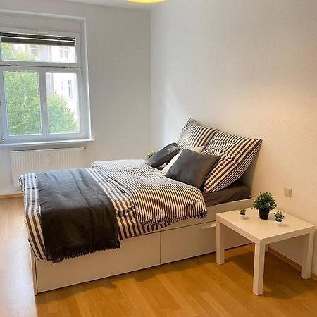 Schones Zimmer Naher Bahnhof Neustadt Dresden Zentral Wlan Ngoại thất bức ảnh